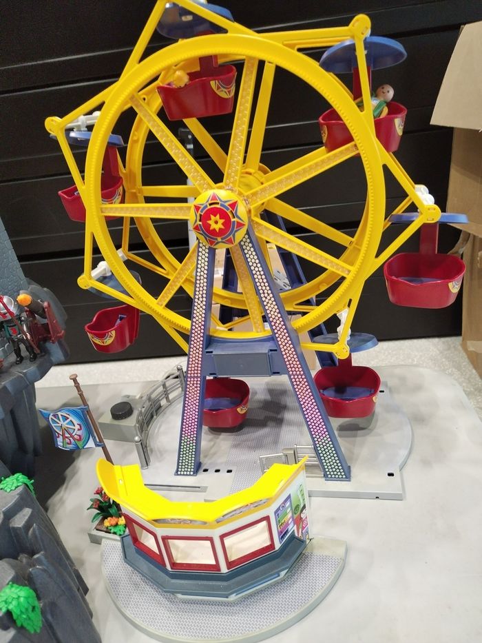 Playmobil Grande roue fonctionne avec piles