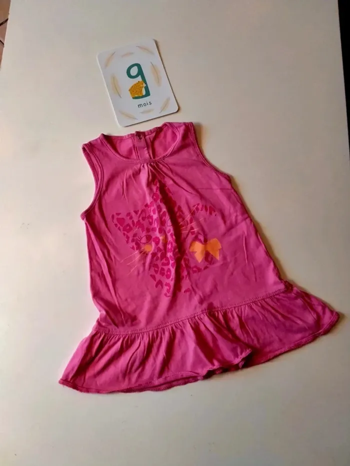 Robe bébé rose motif léopard Taille 9 mois - photo numéro 2