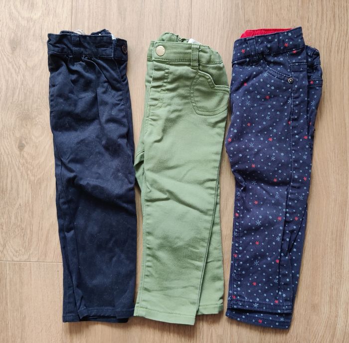 Lot pantalons fille 18 mois