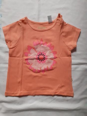 Tee shirt orange motif  fleurs rose