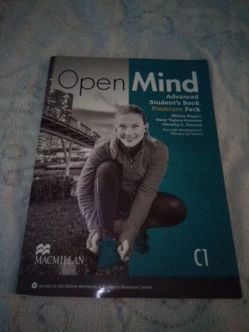 Livre d'anglais Open Mind. Niveau C1