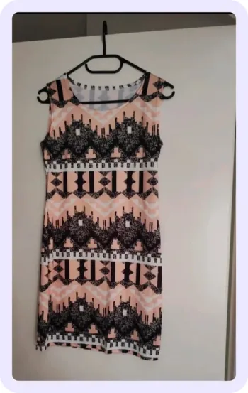 Robe femme jamais porté