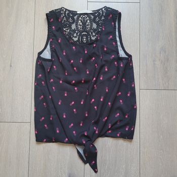 Maillot manche courte noir et rose. Fille 12 ans. Marque Gémo