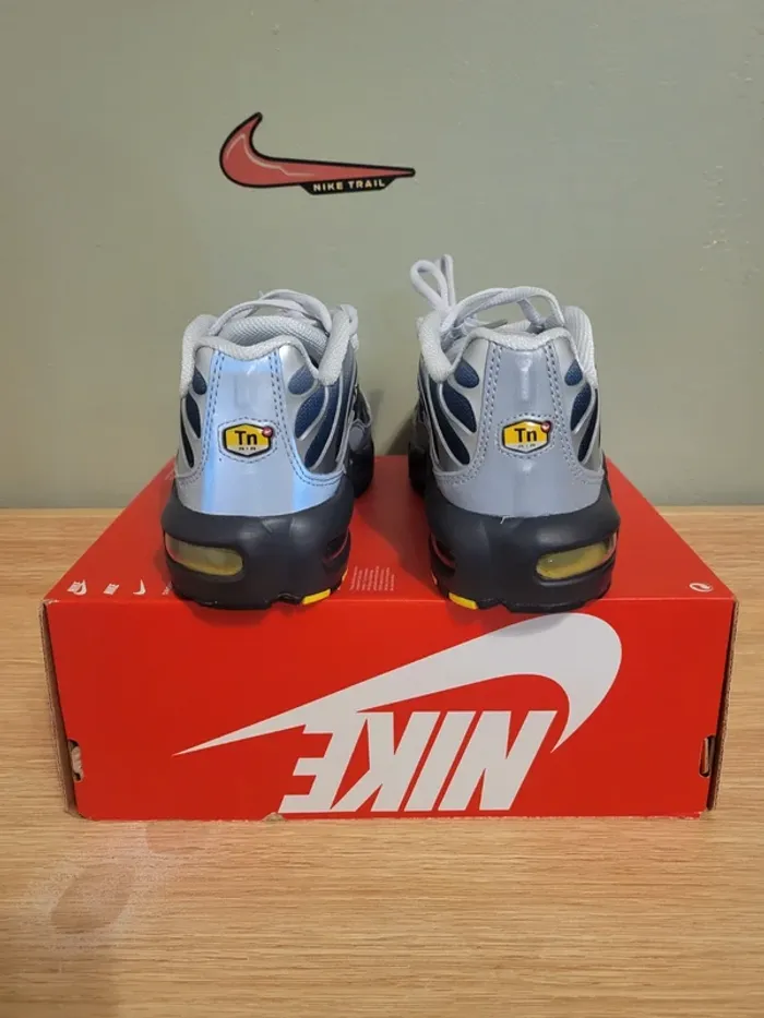 Nike Tn GS T36 100% Authentique - photo numéro 2