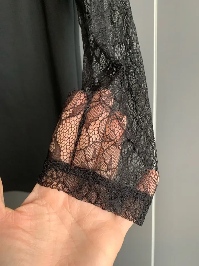 Robe noire one soulder - photo numéro 4