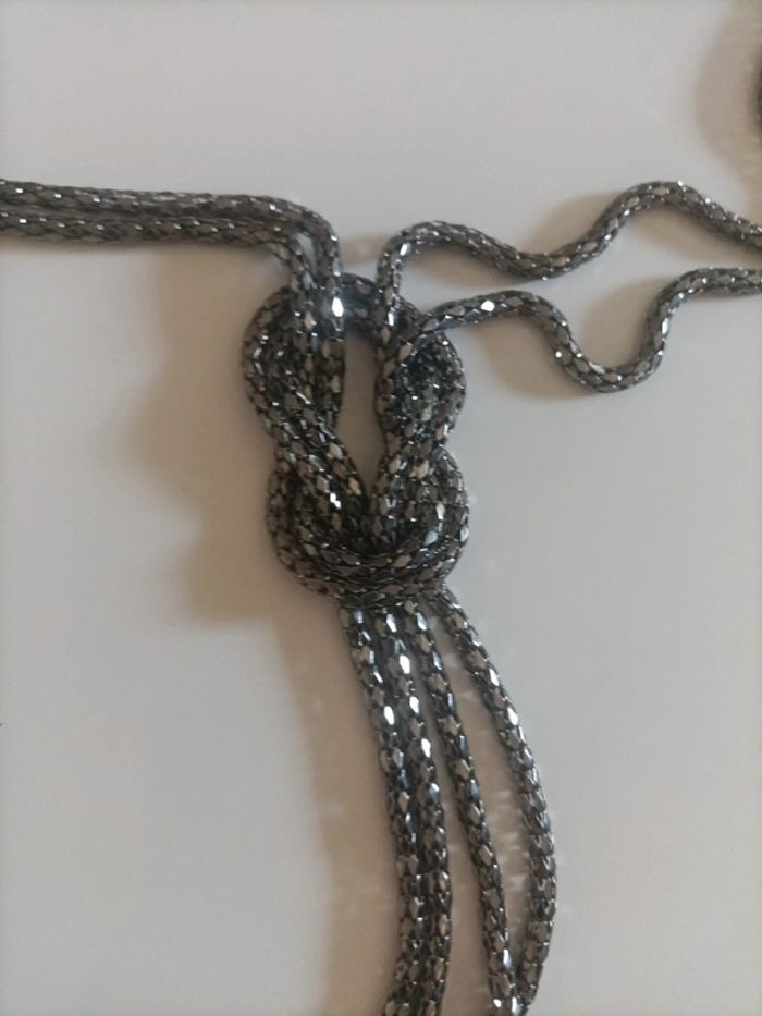 Collier h&m - photo numéro 2