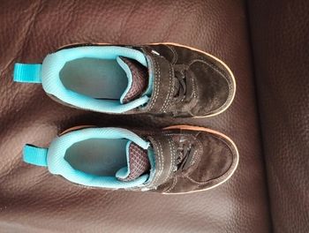 Tennis noires et turquoises Artengo P30