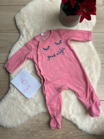 Pyjama rose ~ 6 mois