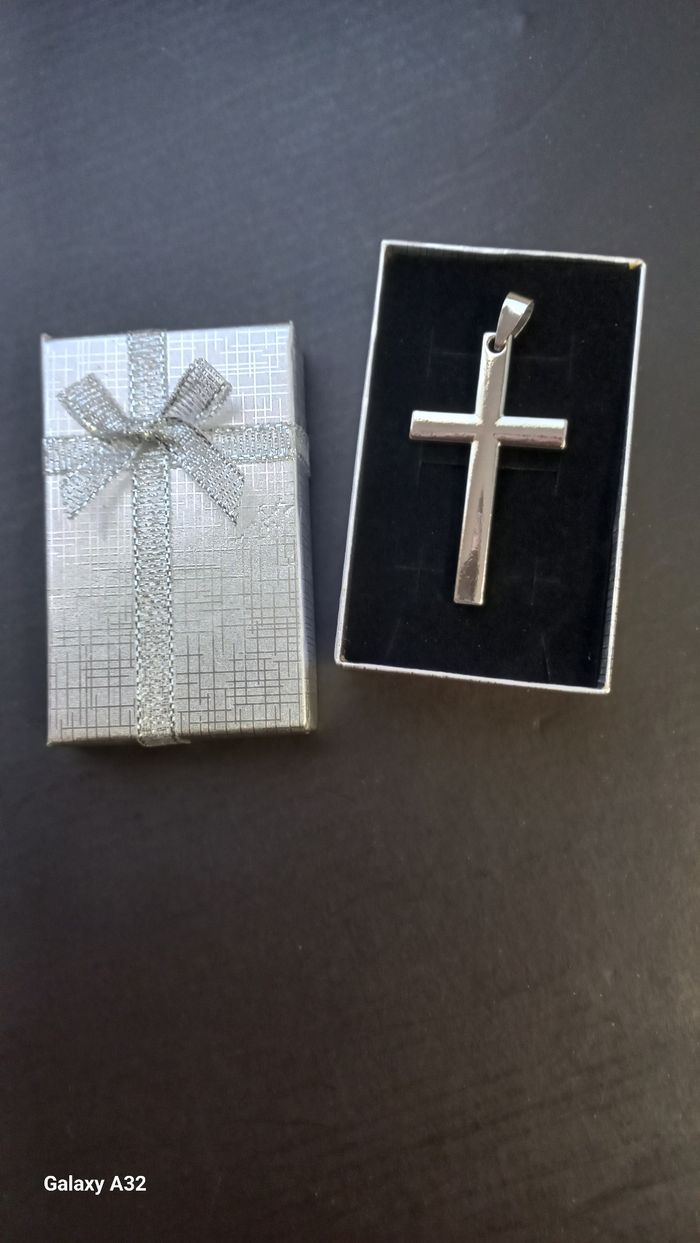 Croix pendentif