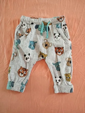 * Pantalon jogging gris animaux T9M H&M
