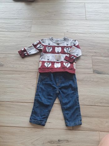 Ensemble pull et Jean 12 mois