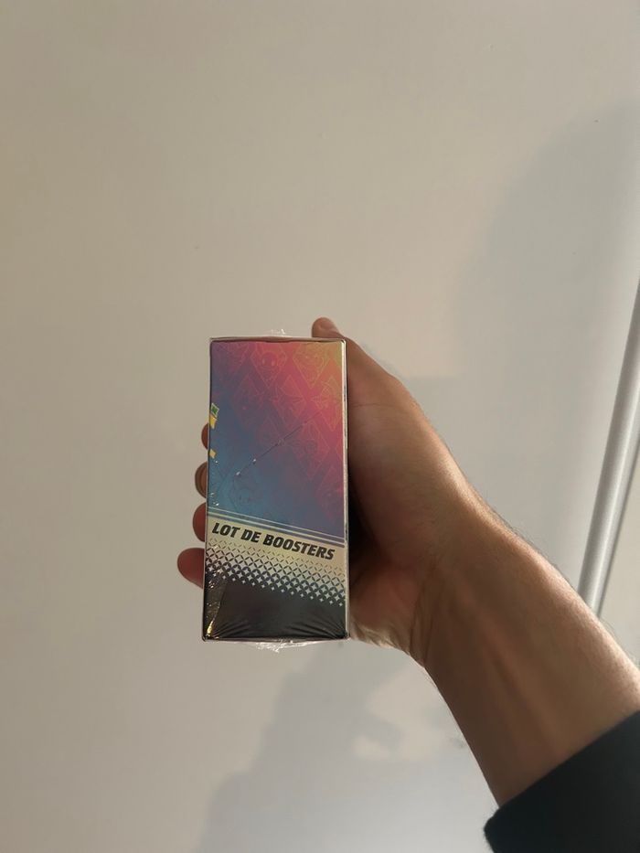 Bundle 8.5 évolution prismatiques Pokémon - photo numéro 2