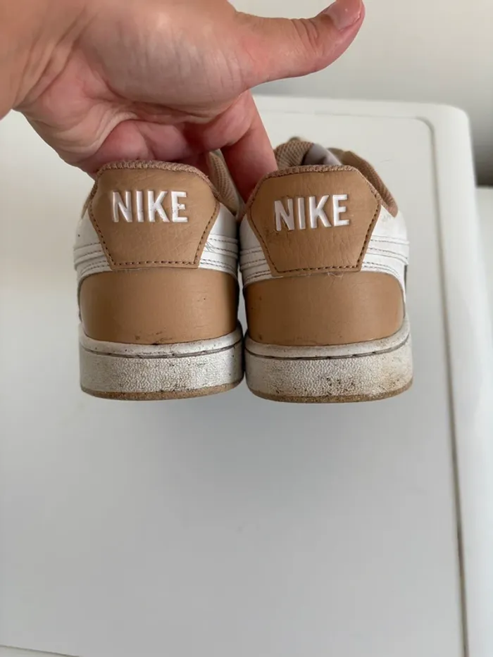 Nike Dunk Low - Beige & Blanc - photo numéro 6