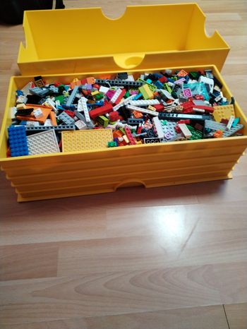 Lego +boîte de rangement.