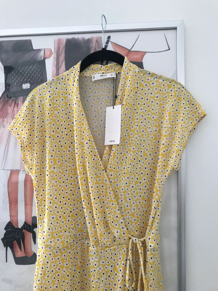 Robe à fleurs Mango M neuve - photo numéro 2