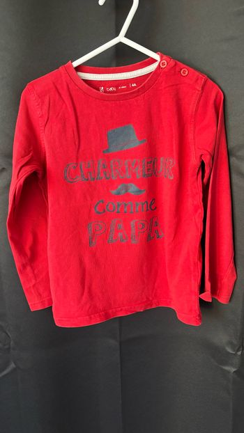 Tee shirt