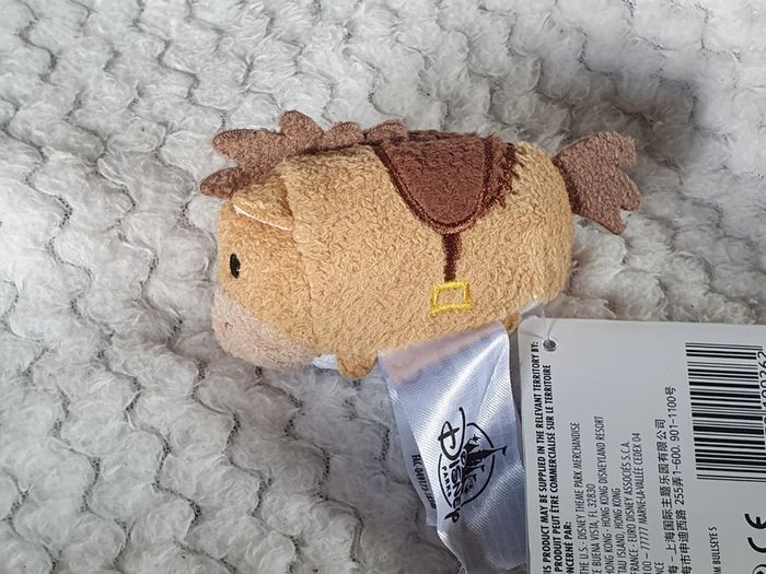 🐴 Peluche Tsum Tsum Pile-Poil Toy Story Disney DLP Cheval de Woody - photo numéro 2
