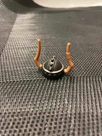 Playmobil casque longues cornes guerrier viking pièces détachées