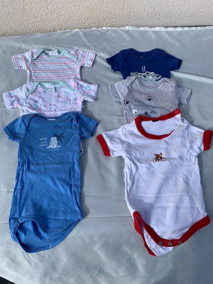 Bodies garçon 3 mois - photo numéro 2