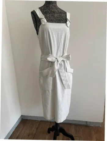 Robe blanche casual Hugo Boss – Taille 38