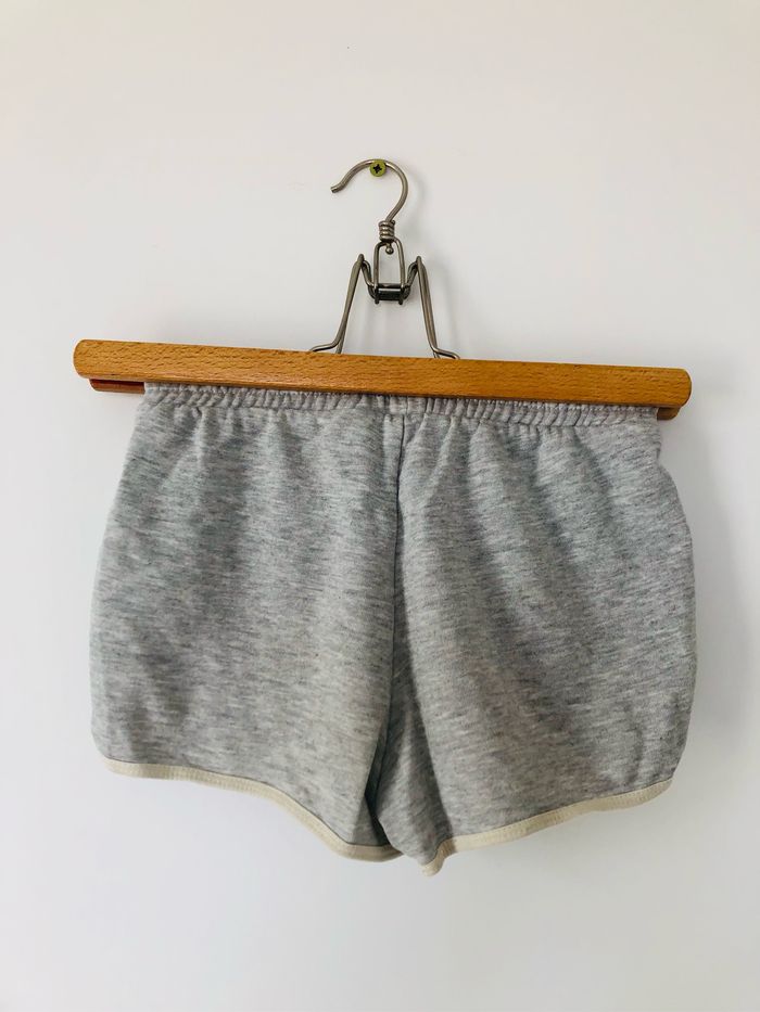 Short gris fille sport taille 10 ans kiabi - photo numéro 3