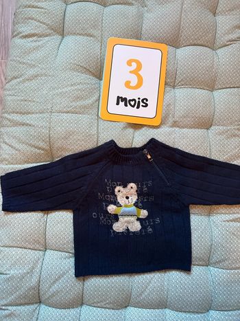 Petit pull d’hiver 3 mois