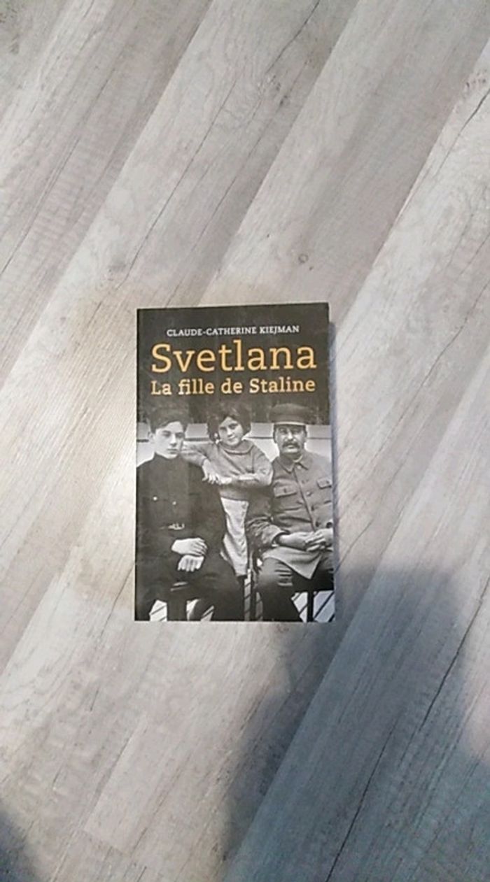 Livre Svetlana la fille de Staline
