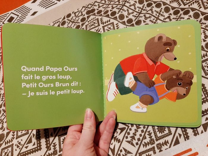 Livre petit ours brun - photo numéro 5