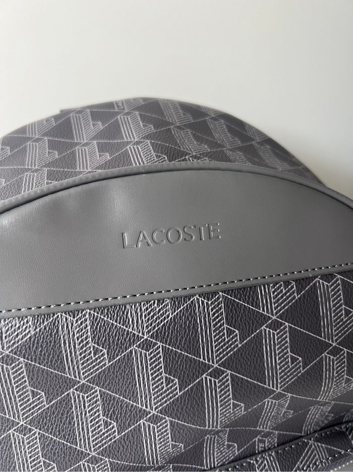 Sac à dos Lacoste gris - modèle the Blend Messenger - photo numéro 2