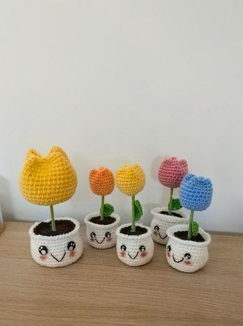 Tulipes au crochet - fait main - laine acrylique 