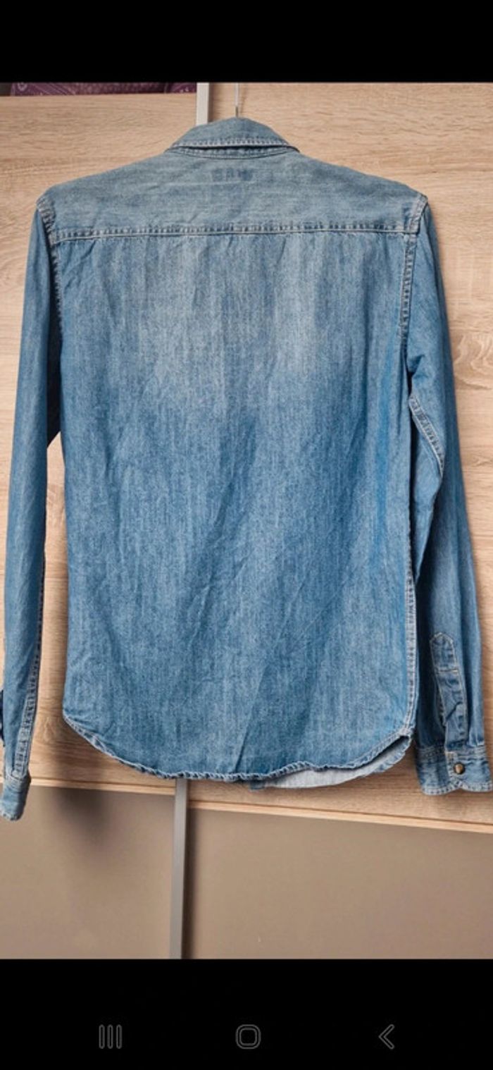 Chemise en jean. - photo numéro 2