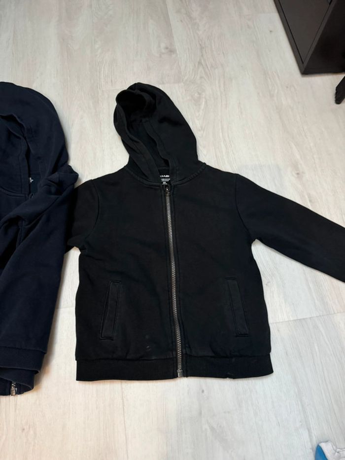 Lot Sweat zippé kiabi 6 ans - photo numéro 3