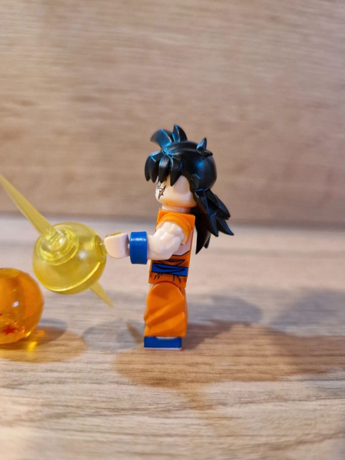 Figurine type lego Dragon Ball Z - photo numéro 3