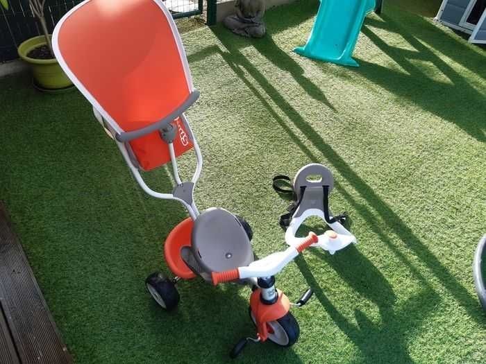 Tricycle evolutif Smoby Beebs