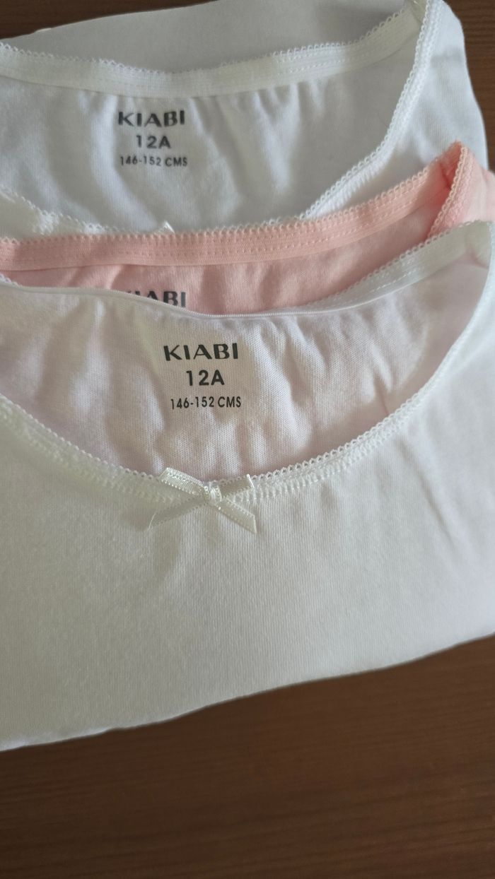 Neufs (non portés) 🩷🥰🤩 maillots de corps mc 12 ans fille 🤩🥰🩷 - photo numéro 3