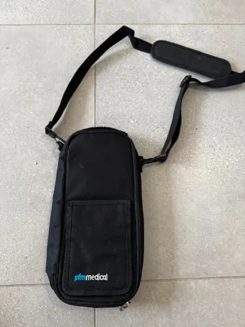 Pochette noire PFM, bon état, 16x31cm