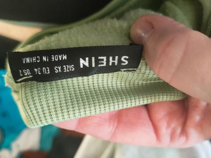 Sweat shein - photo numéro 5