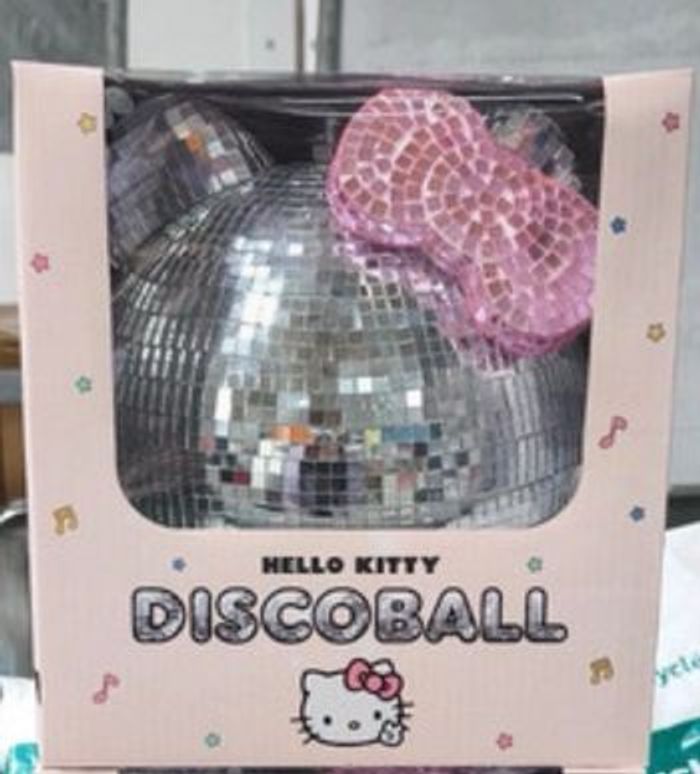 Boule disco hello kitty