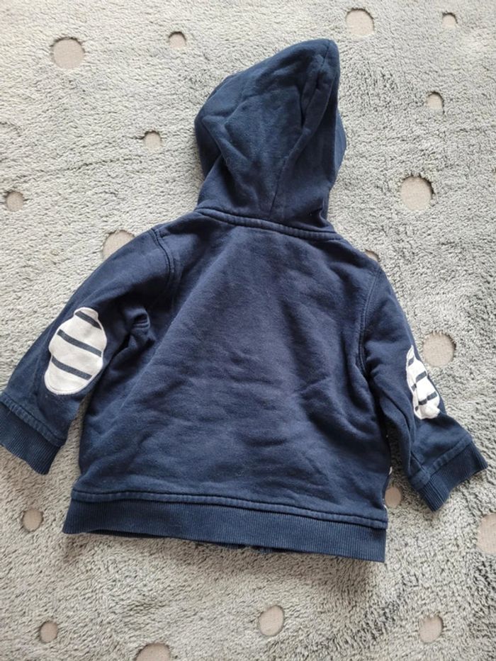 Veste à capuche 6 mois - photo numéro 4