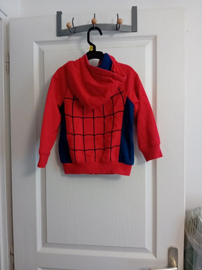 Veste à capuche Spider-Man 🕷 - photo numéro 2