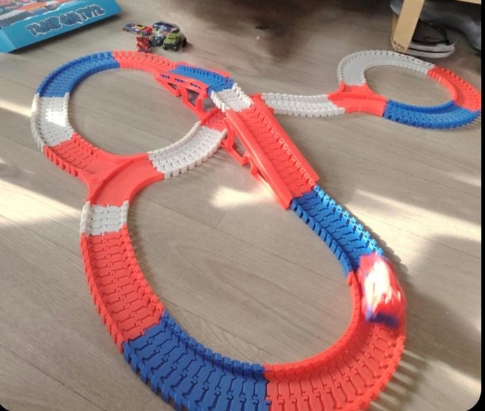 Circuit voiture enfant - photo numéro 2