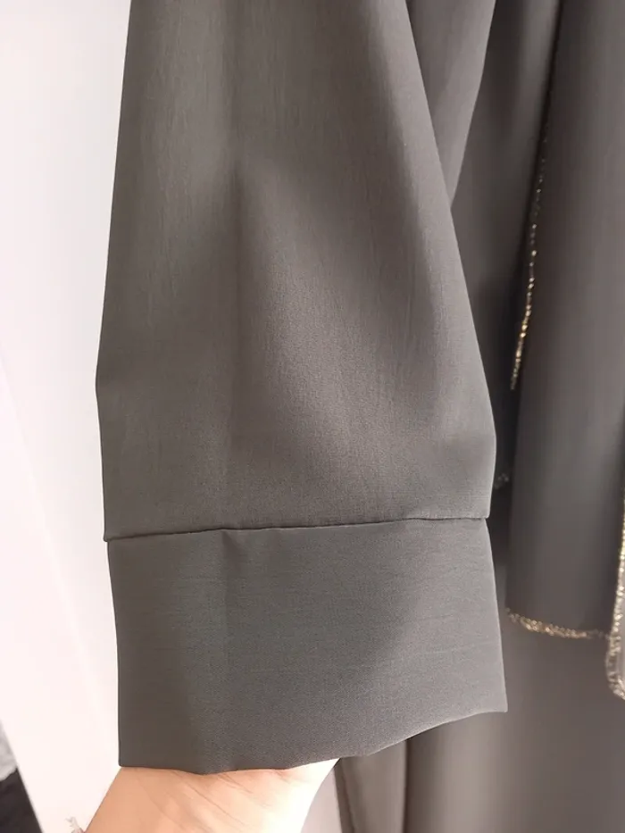 Abaya avec hijab intégré t.Unique 💚🌼 - photo numéro 5