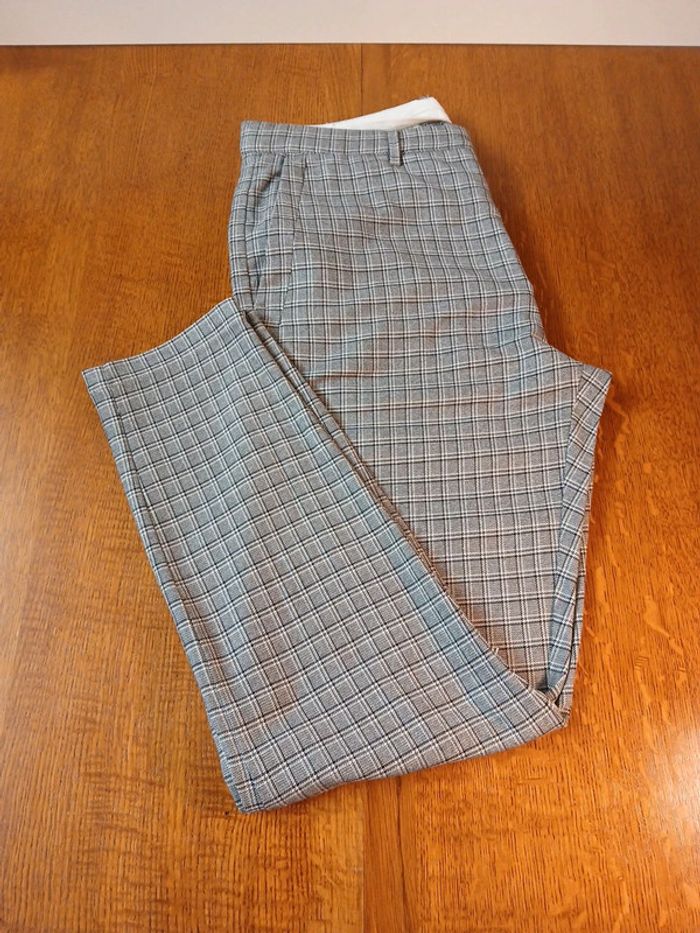 Pantalon ZARA taille 44 bon etat - photo numéro 2