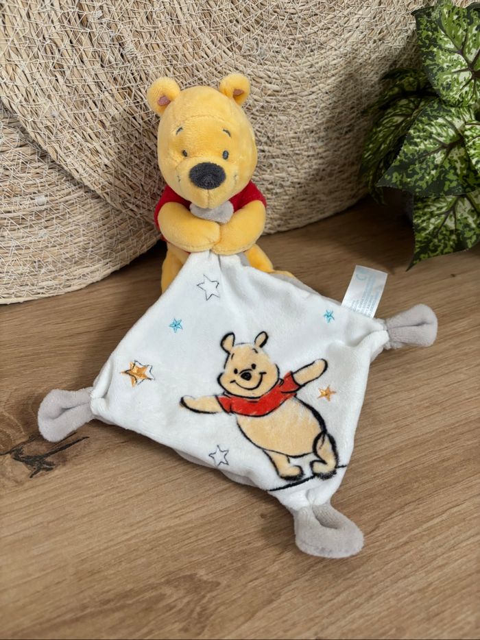 Neuf doudou Winnie mouchoir gris blanc étoile Disney nicotoy - photo numéro 2