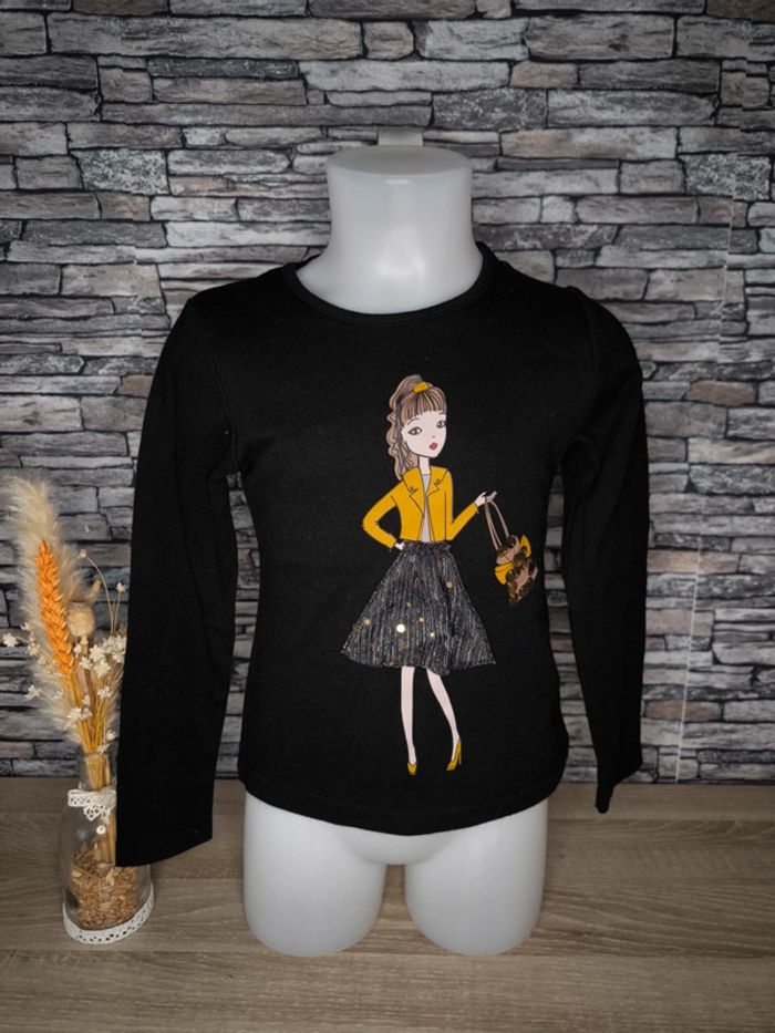 🖤 Pull fin noir avec dessin taille 6 ans 🖤