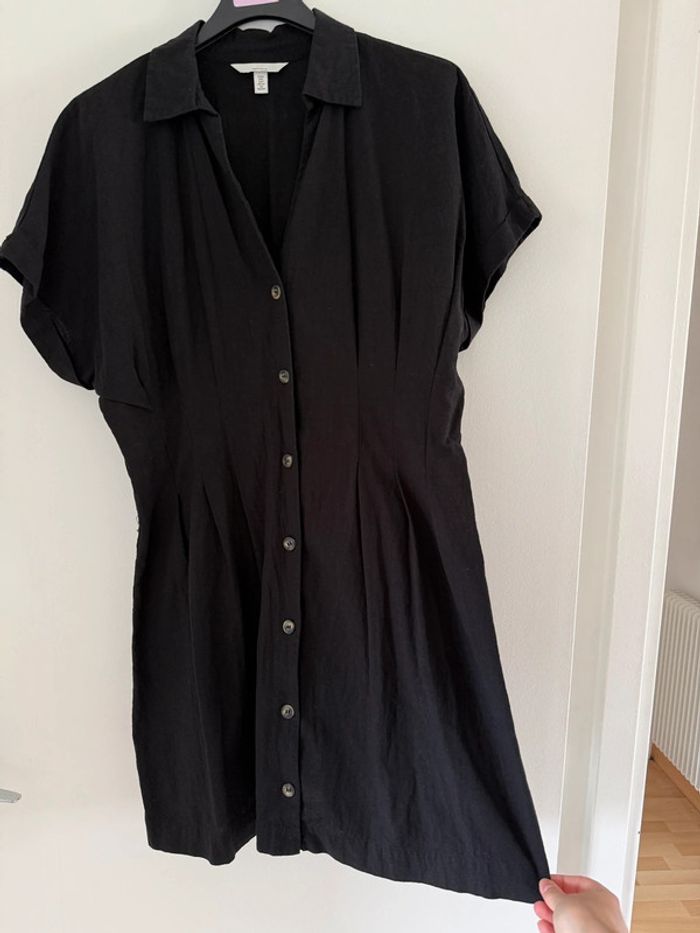 Robe noir manche courte / Taille S - photo numéro 2