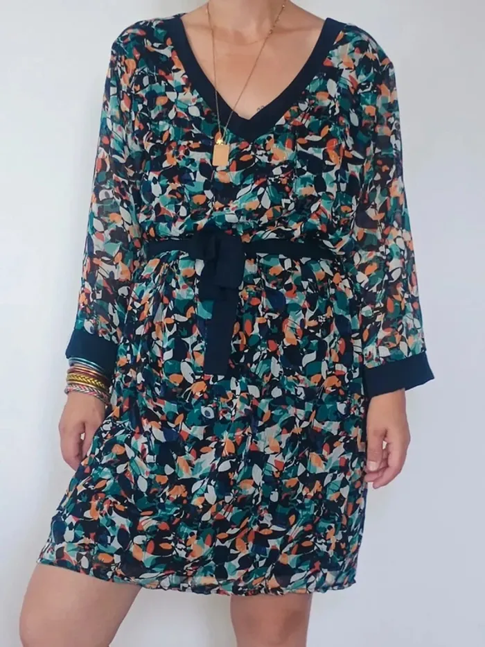 robe fleurie neuve 44
