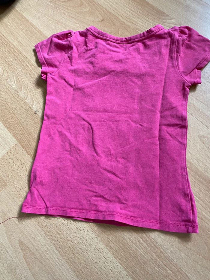 T-shirt Hello Kitty Taille 110 - photo numéro 2