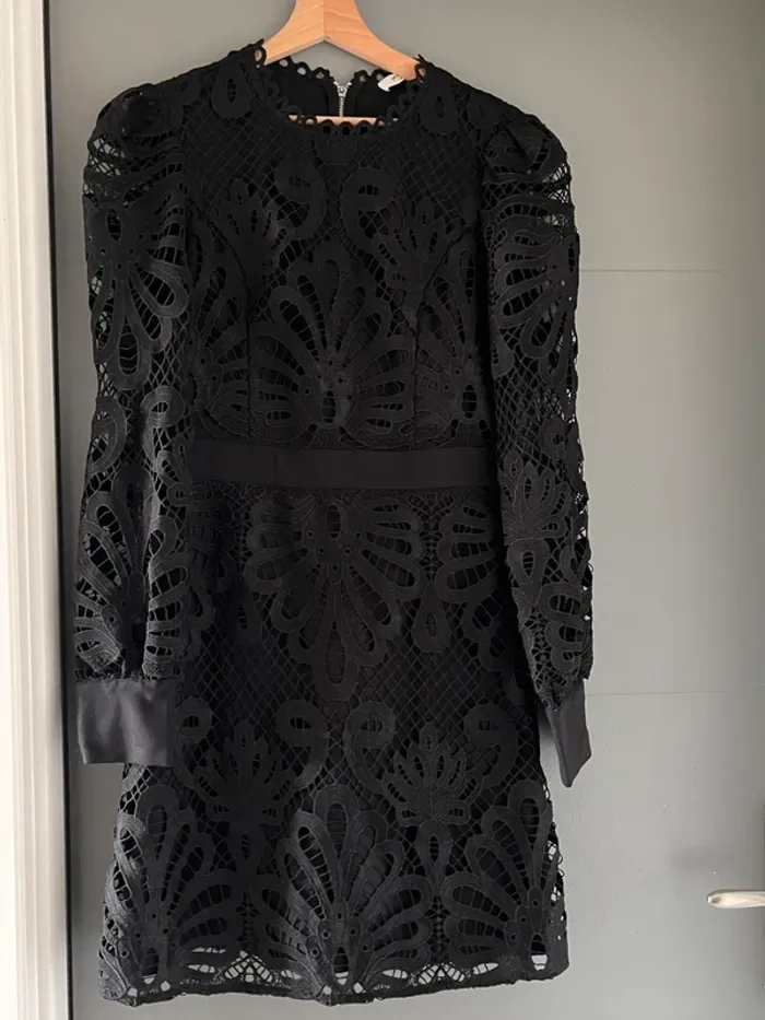 Robe Guipure Morgan Noire / 242-Roslax T38