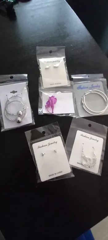 Lot de bijoux